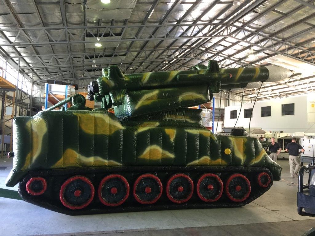 2023 New Advertising Inflatable Giant Military Tank For Sale China Inflatable Military Tank