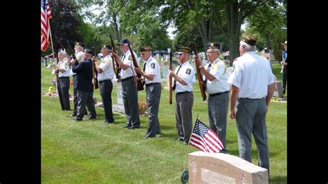 21 Gun Salute And Taps At Military Funeral Youtube