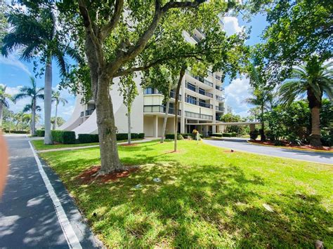 2425 Presidential Way Unit 601 West Palm Beach Fl 33401 Condo For Rent In West Palm Beach