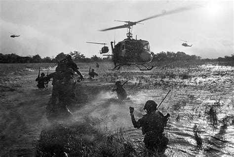 30 Historical Images Of The Vietnam War Page 5 True Activist