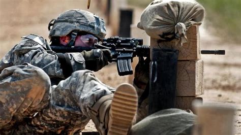 5 Key Differences Between Army And Marine Corps Infantry Warrior