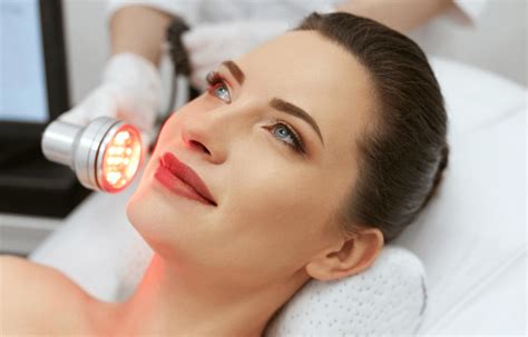 5 Ways Red Light Therapy Helps With Skin Rejuvenation Amp Aging Ezinemark