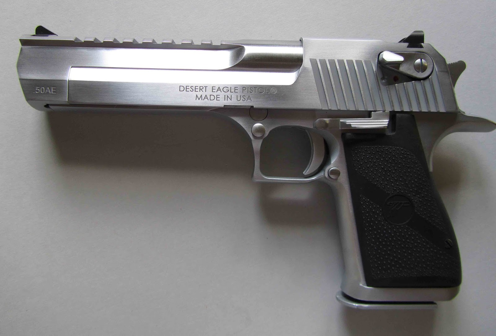 Desert Eagle 50 Cal: Beast of Handguns Unleashed