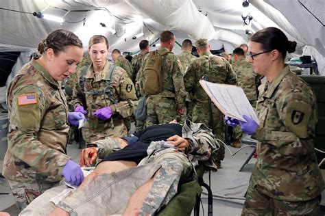 586Th Field Hospital Soldiers Hone Essential Tasks In Medical Field