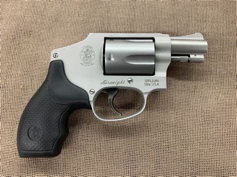 642 Smith and Wesson: Compact Power in Your Hand