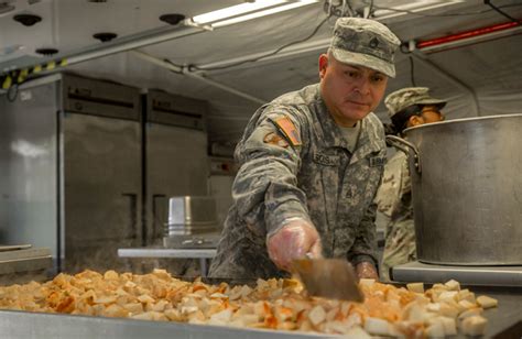 92G Mos Culinary Specialists In The Us Army Usarmy Basic