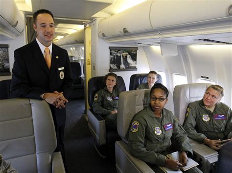 Air Force Airlines How Top U S Officials Fly Video Huffpost