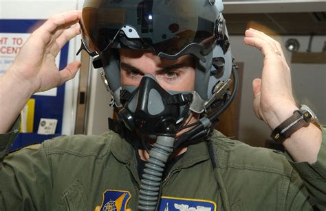 Air Force Pilot Helmet: Top Tech and Features