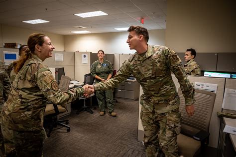 Air Force Reserve Command Medical Leadership Visit Inspires 932Nd Airlift Wing Medical Group