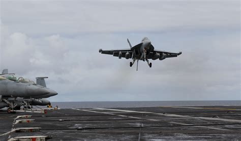 7 Ways to Land an Aircraft on a Carrier