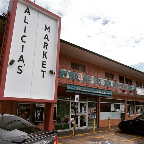 Alicia's Market Oahu Fresh Produce