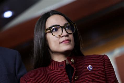 Aoc Reveals Pessimism About Running For President I Live In A Country