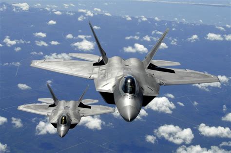 5 Stealth Jets: B-2 Next to F-22 Raptor Compared