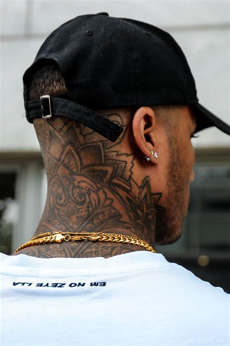 5 Back Neck Tattoo Ideas