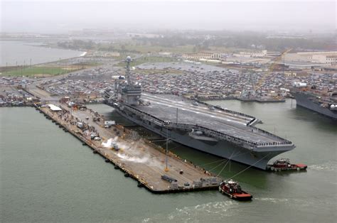 Base Naval De Norfolk Megaconstrucciones Extreme Engineering