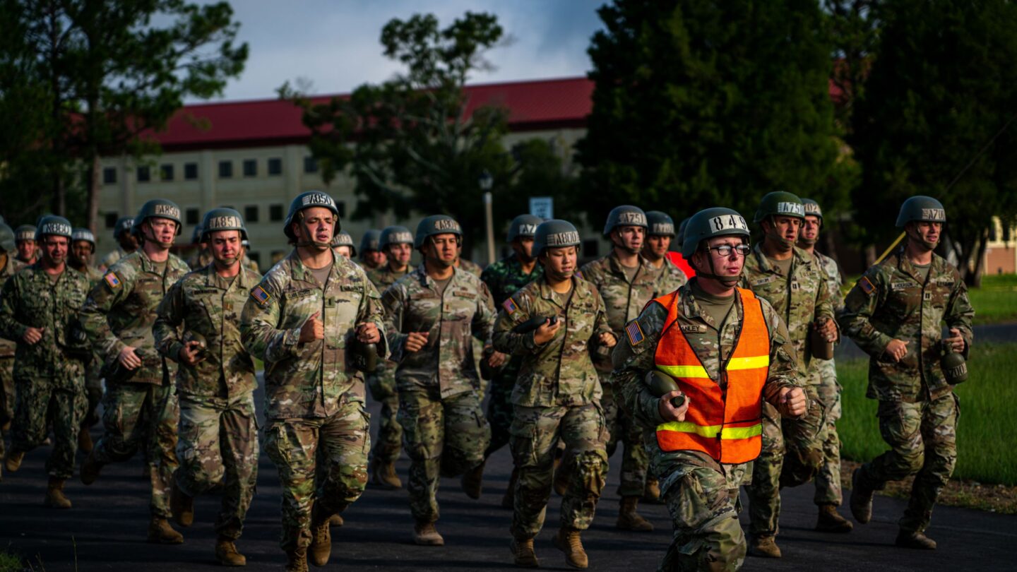 Basic Training Without Yelling Georgia Army Recruits And Others Get