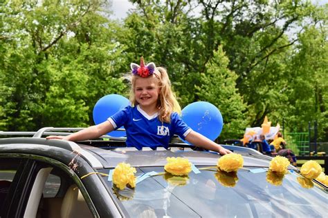 Battle Ground Academy Celebrates Students With End Of Year Spirit Parade Wztv