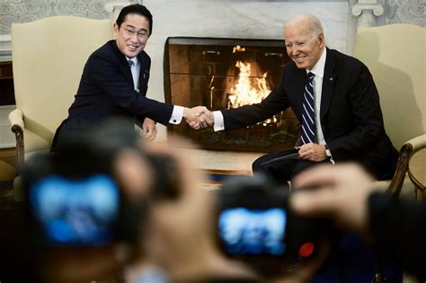 Biden And Kishida Vow To Bolster Us Japan Alliance As China S Power Grows The New York Times