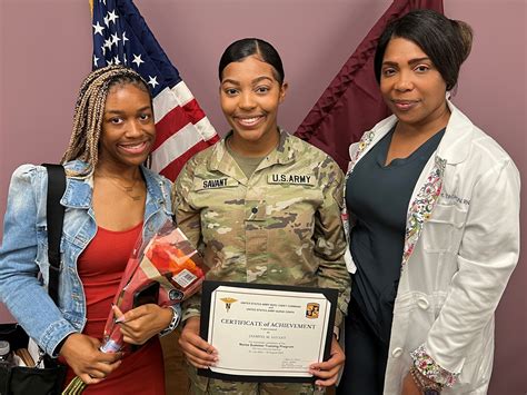 Bjach Hosts Summer Clinical Rotation For Army Nurse Corps Cadet Bayne Jones Army Community