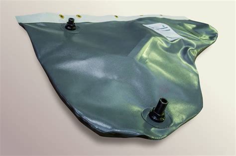 Bladder for Back Panel Protection