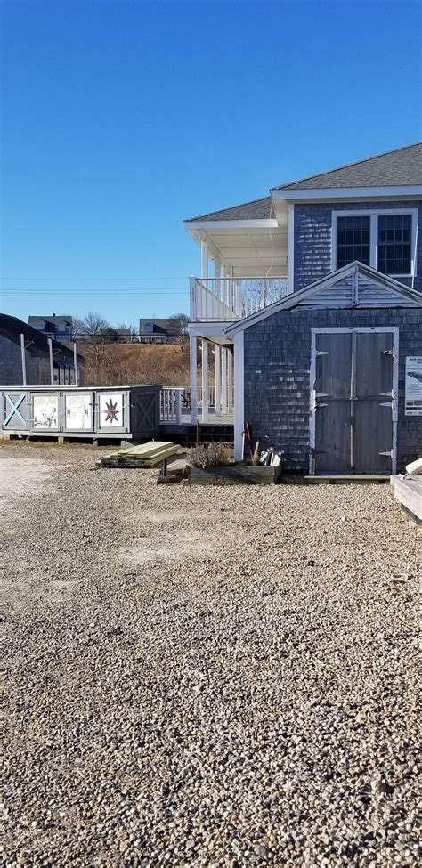 Block Island Maritime Institute Alamat