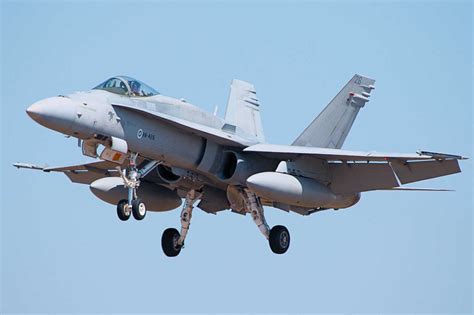 Boeing F A 18 Super Hornet Price Specs Photo Gallery History