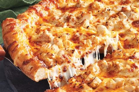 Buffalo Chicken Pizza Makes Annual Return To Hunt Brothers For Winter 2023 The Fast Food Post