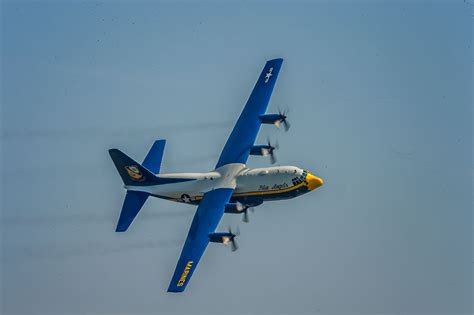 C 130 Hercules Blue Angels Navy Display Team Display Teams Formations Specialist In Warbird