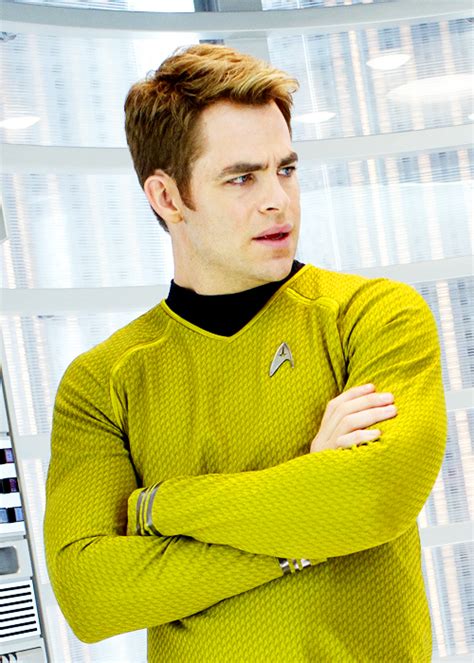 Chris Pine As Captain James T Kirk Film Star Trek Star Trek 2009 Star Trek Movies Star Wars