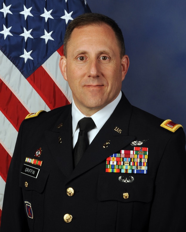 Command Chief Warrant Officer 5 Hal Griffin Iii Amp Gt U S Army Reserve Amp Gt Article View