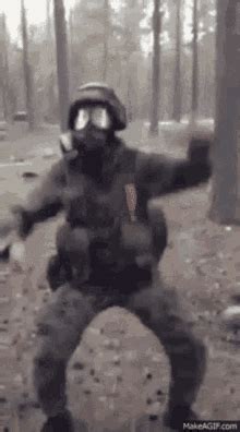 Dancing Soldier Gifs Tenor