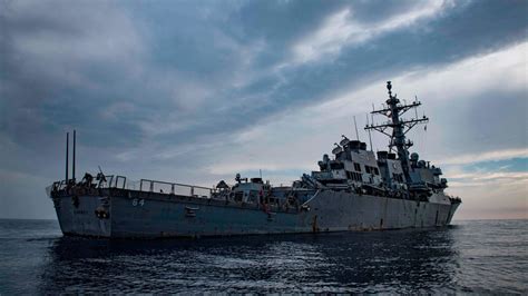 Destroyer Uss Carney Commercial Vessels Attacked By Yemen Amp 39 S Houthi Rebels In Red Sea Pentagon Says