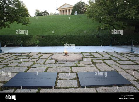 Die Gr Ber Von John F Kennedy Und Jackie Kennedy Bei Der Pr Sident John F Kennedy Gravesite