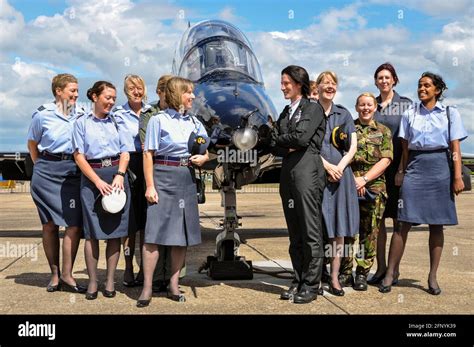 Diversity In Royal Air Force Hi Res Stock Photography And Images Alamy