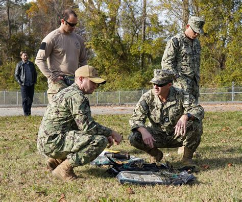 Dvids Images Explosive Ordnance Disposal Mobile Unit Eodmu 12 Conducts Demonstration