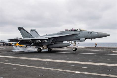 Dvids Images F A 18F Super Hornet Makes An Arrested Gear Landing Image 1 Of 18