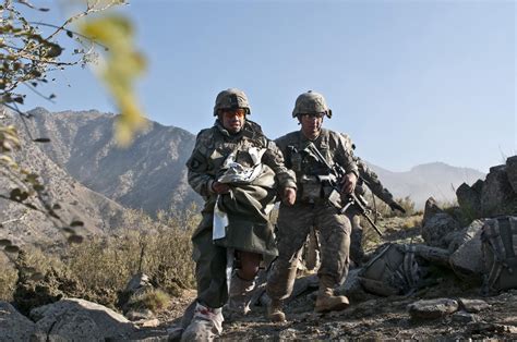 Everything You Need To Know About Being A Combat Medic Combat Medic