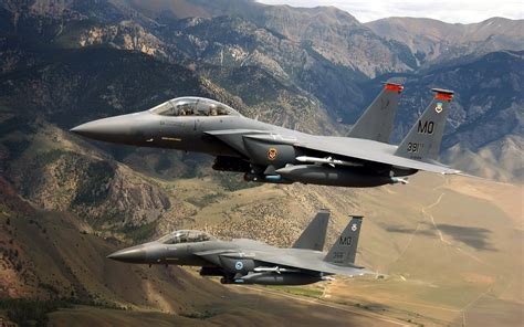 F 15 Fighter Jet Photos And Premium High Res Pictures Getty Images