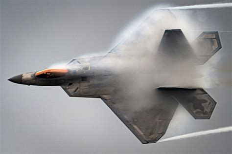 5 Ways F-22 Tops Speed Records