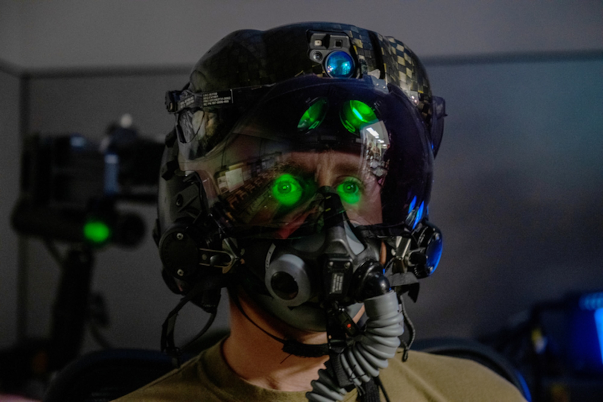 F35 Pilot Helmet Inside the Revolutionary Flight Gear