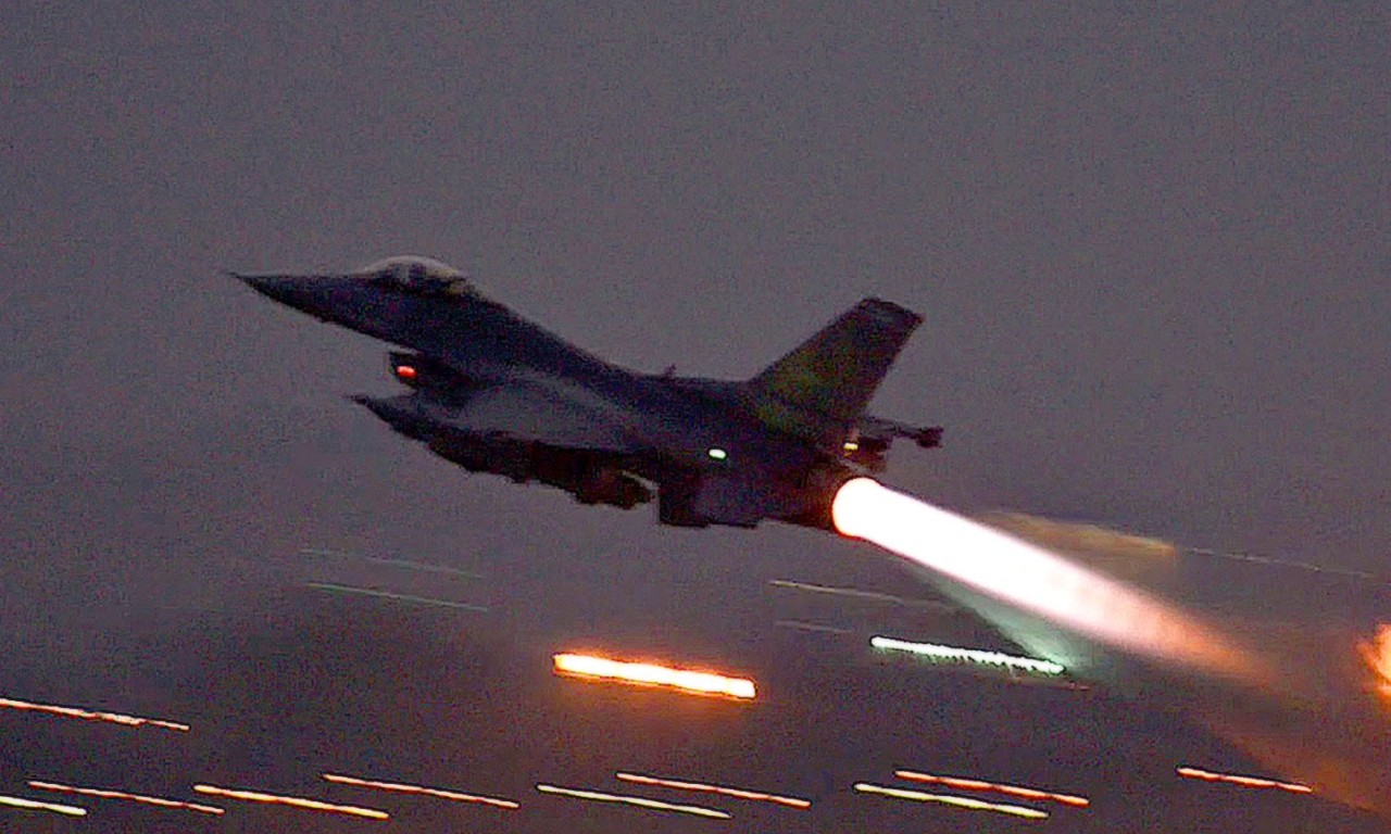 F 35 With Afterburner On Into The Night 5760X3840 Fighter Jets