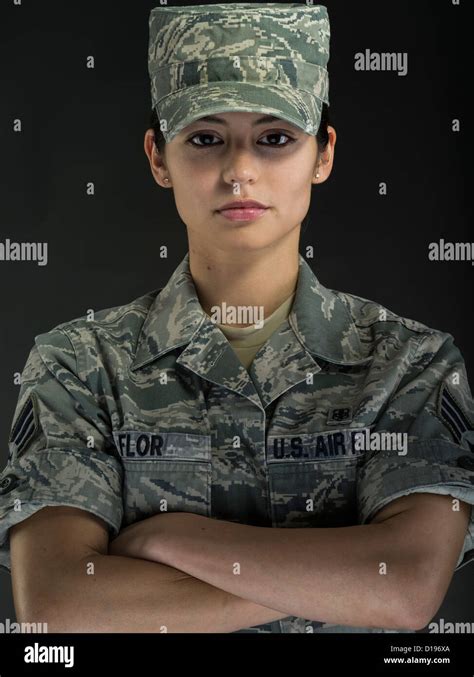 Female United States Marine Corps Soldier In Combat Utility Uniform Stock Photo Alamy