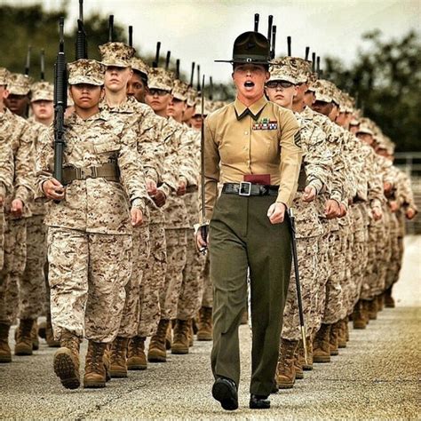 5 Female US Marines Facts