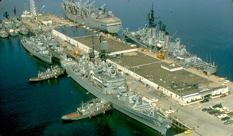 File U S Navy Warships At Pier 3 Naval Station Newport Rhode Island Usa In August 1973 K