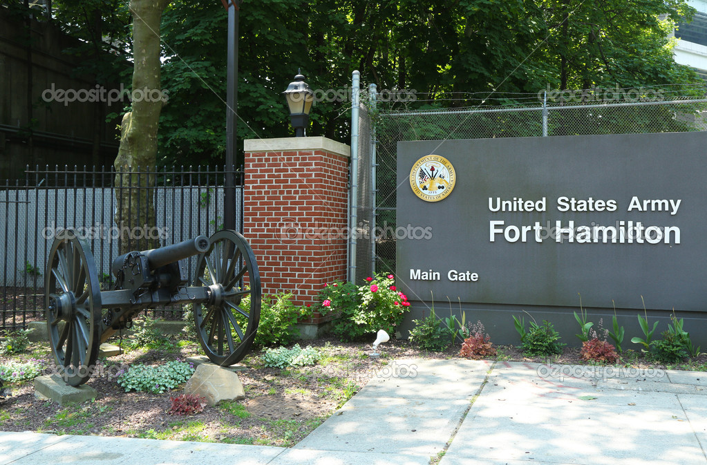 Fort Hamilton Army Base In Brooklyn Ny Militarybases Com