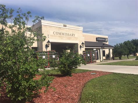 5 Fort Riley Commissary Tips