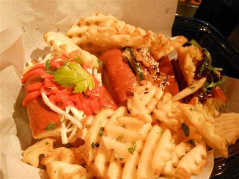 Franks Amp 39 N Amp 39 Dawgs Lincoln Park Chicago Urbanspoon Zomato