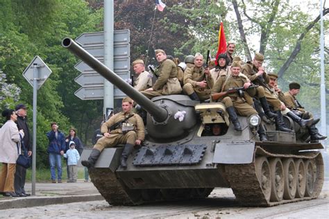 Free Images Army Vehicle Weapon History Tank Tanks Soldiers Troop Infantry Military