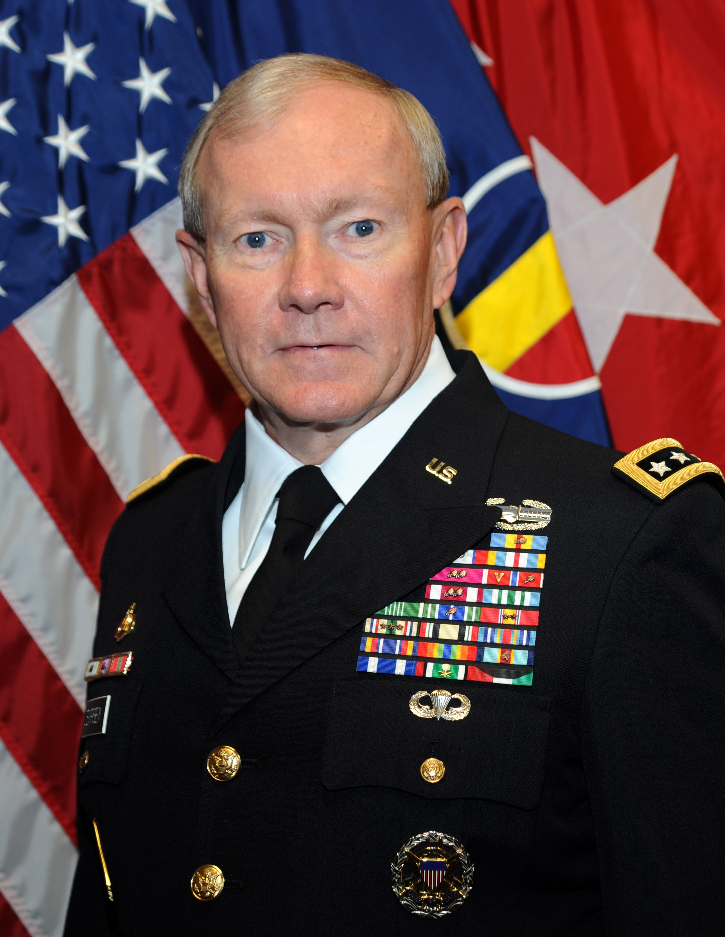 Gen Martin Dempsey Tradoc Commander Departs To Become 37Th Chief Of Staff Of The Army