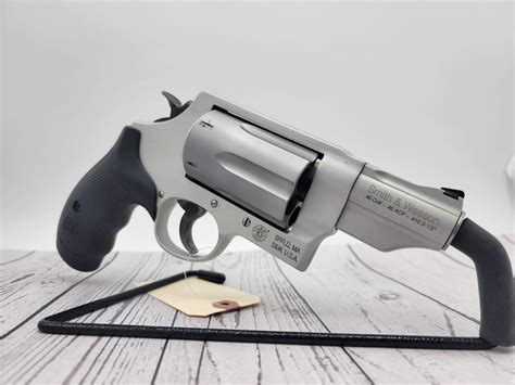 Governor by Smith and Wesson Revolver Review